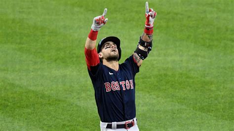 Red Sox Rack Up 11 Runs In Win Over Orioles