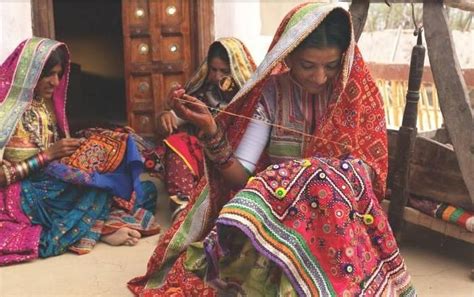 local women of kutch working with embroidery punjabi culture indian textiles