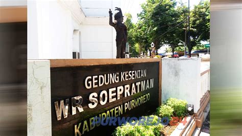 Hartanto edhie wibowo atau yang biasa dipanggil dengan nama antok adalah adik kandung ibu ani yudhoyono yang kini menjabat sebagai ketua departemen bumn di dpp partai demokrat. GOR WR Supratman Tukar Nama dengan Gedung Kesenian Sarwo ...