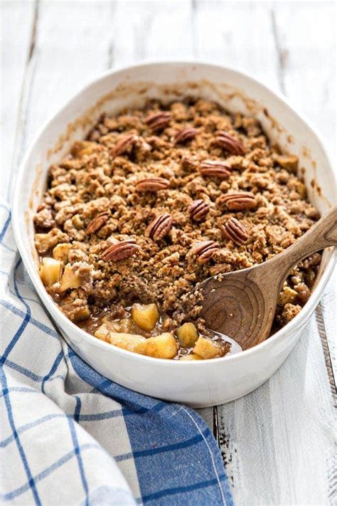Apple Crisp With Oatmeal Pecan Crumble Topping Picture And Recipe