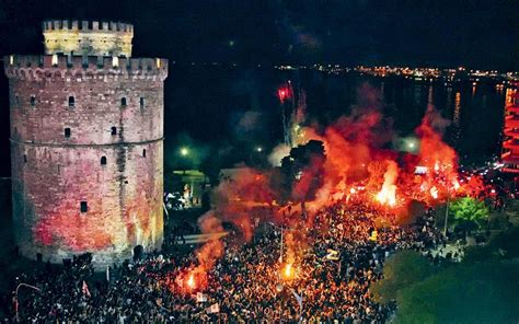 Paok saloniki (super league 1) günel kadro ve piyasa değerleri transferler söylentiler oyuncu istatistikleri fikstür haberler. Thessaloniki burns as PAOK celebrates first league victory ...