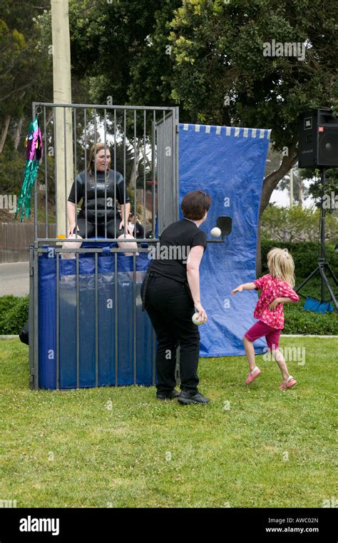 Dunk Tank Woman Hi Res Stock Photography And Images Alamy