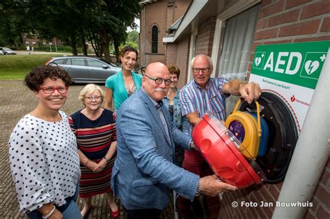 Ingebruikname Buitenkast Aed En Ondertekening Afspraken Stichting