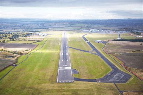 Newcastle airport (ncl) located in newcastle, england, united kingdom. Newcastle International announces target to become a Net ...