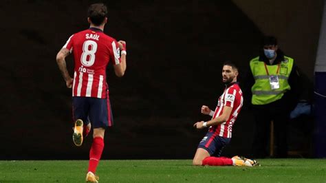 Early life, career, wife & net worth. LdN: Yannick Ferreira Carrasco prévient les Bleus