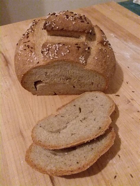 It's much healthier than your common wheat bread. Is rye bread whole grain? - Quora