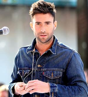 Born march 18, 1979) is an american singer, songwriter, record producer, and actor who is best known as the lead vocalist of the pop rock band maroon 5. Adam Levine gets naked with model girlfriend - Young Hollywood