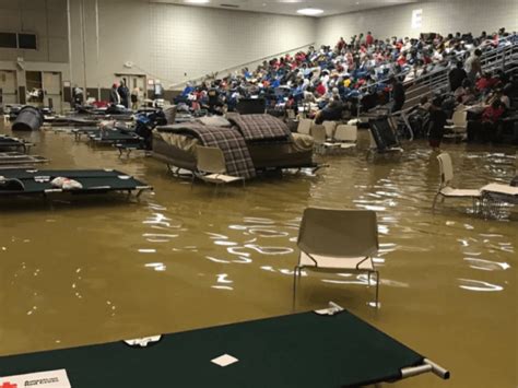 Evacuated Harvey Victims Along Texas Coast Re Evacuated As Shelter Floods