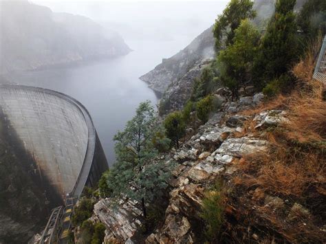 Gordon Dam Tasmania The Gordon Dam Also Known As The Gor Flickr