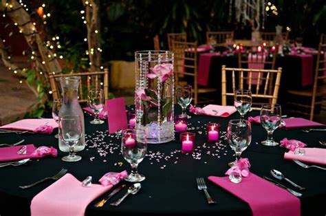 This pink, black and white photo shoot was a collaboration of vendors from all across the world, including sandinavia, canada, virginia & hawaii. Pink and black wedding reception decor * like the ...