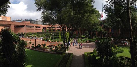 Universidad iberoamericana (iberoamericana university' or just ibero) is considered one of mexico's most prestigious universities, distinguished by high academic standards and a strong social. Las 10 mejores universidades de México
