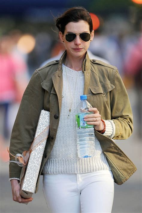 Anne Hathaway Out In New York City May 2015 Celebmafia