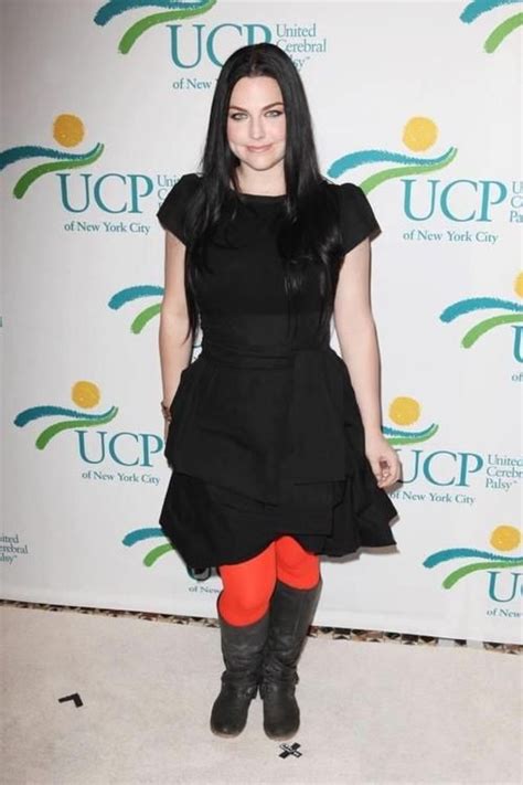 Amy Lee And Her Beautiful Leggins And Dress Amy Lee Style Amy Lee