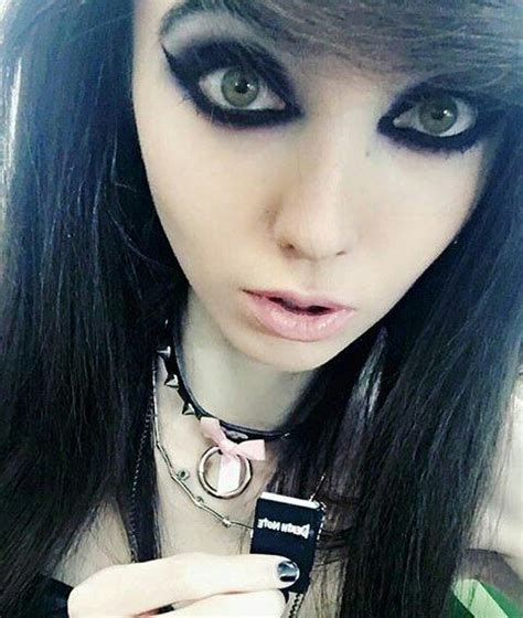 she is so beautuful eugeniacooney can you follow me emo girls punk girl scene girls