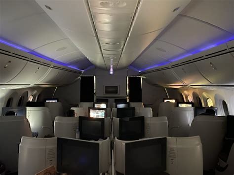 Qatar Airways Boeing 787 8 Business Class Review Its Amazing