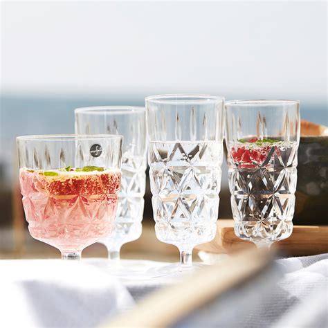picnic champagne glass set of 4 sagaform touch of modern