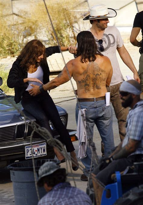 Pics Jessica Alba On Machete Set Movie News Theshiznit Co Uk