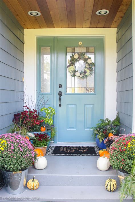 40 charming porch decor ideas to boost your home's curb appeal. Simple Fall Front Porch Decor | The Happy Housie
