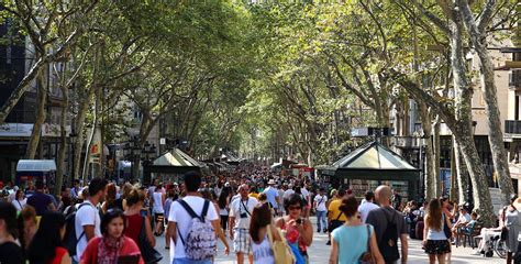 Las Ramblas Barcelona Uniendo El Centro Con El Mar Uni Flickr