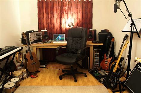 Your home's decor lets your guests in on your personality as an individual, and finding that right touch with kohl's is easy! How To Start Your Home Recording Studio - The 7 Studio ...