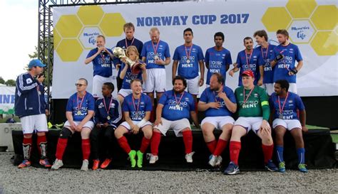 ﻿vi et er korps med stor spilleglede og hyggelige medlemmer. Vålerenga J19 spiller Norway Cup-finale! / Vålerenga