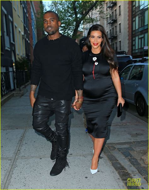 Kim Kardashian Pregnant Date Night With Kanye West Photo 2864562
