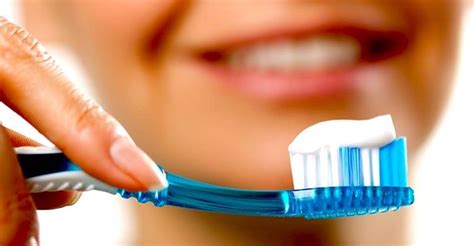 Como Escolher A Escova De Dente Ideal