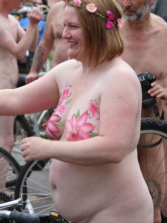 See And Save As Bbw Milf Brighton Wnbr World Naked Bike Ride Porn Pict