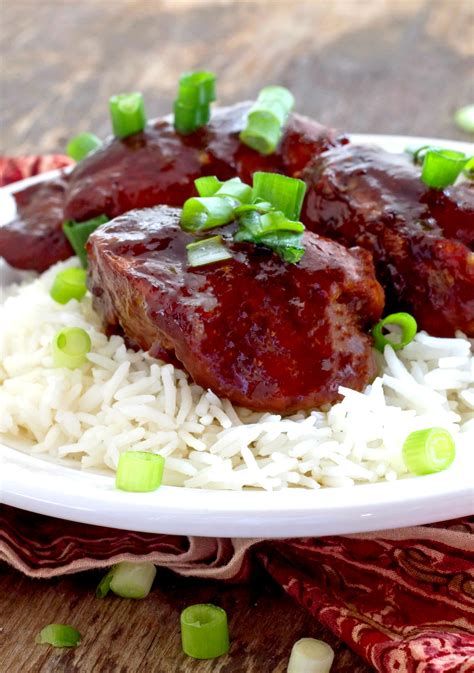 Chicken juices and water content released by veggies and herbs in this recipe account for. Crock Pot Garlic & Honey Chicken Thighs - Bunny's Warm Oven