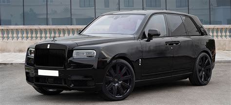 Together with mansory exclusive wheel selection and mansory exhaust systems the cars become instand head. Rolls Royce Cullinan - Revere London