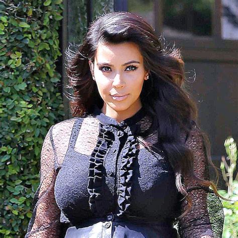 Week In Video Kim Kardashian Talks Cravings And Closets E Online