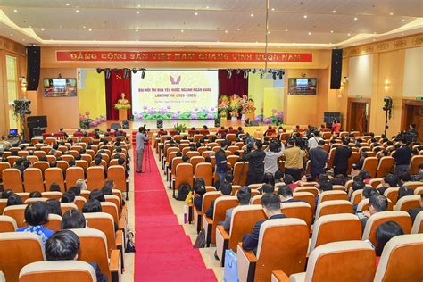 09/04/2021 admin bộ máy nhà nước 0. Chủ tịch Quốc hội: Ngành Ngân hàng là huyết mạch, thúc đẩy ...