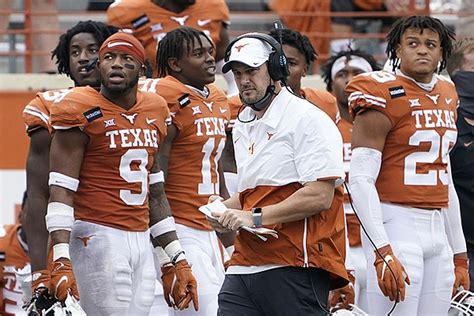 Texas Ad Says Tom Herman Will Remain With Horns