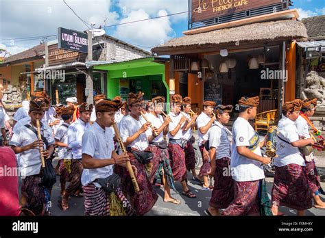 Traditional Balinese Ceremonies Ubud Bali Indonesia Stock Photo Alamy