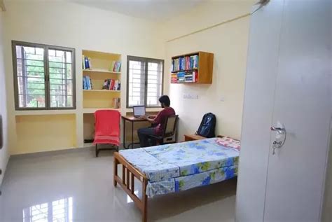 Design and decorate your dormitories, hostel rooms and study rooms in a gorgeous ways. Hostel Room Decoration Ideas India | Psoriasisguru.com