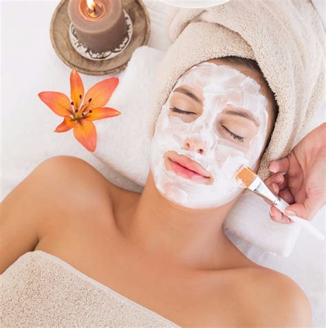 Mocee Day Spa Facial Treatment