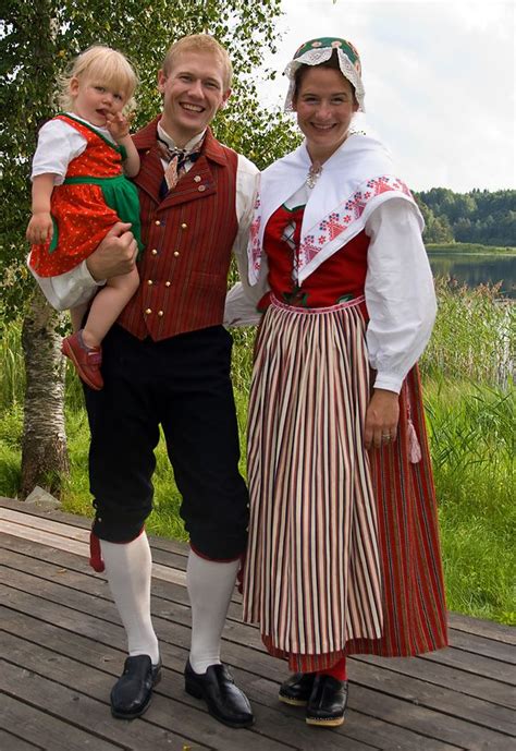 Pin By Charrise Mathew On Europese Folklore Ii Scandinavian Costume