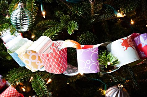 Maybe you would like to learn more about one of these? christmas-tree-paper-chain-garland - The Sweetest Occasion ...
