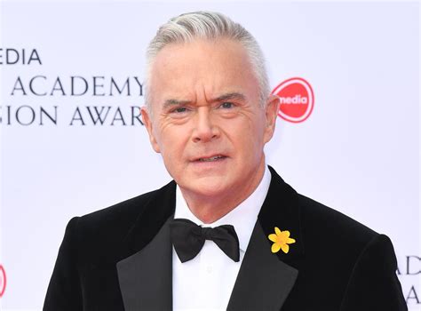 With boris johnson's mandate to leave confirmed, huw edwards presents a live bbc news special commemorating the ceremonial occasion of formally leaving the union. Huw Edwards mocks BBC's social media rules on Twitter ...
