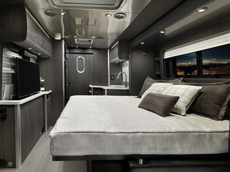 2020 Airstream Atlas Is The Luxury Rv That Now Allows Longer Off Grid