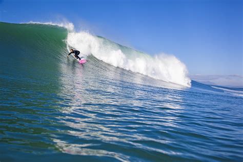 Women To Make History Surfing Big Wave Contest But Struggles For Equality Remain Peninsula Press