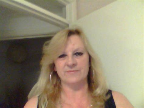Juliedb3ab9 54 From Canterbury Is A Local Granny Looking For Casual