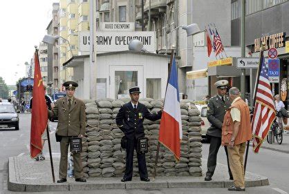 Get the reviews, ratings, location the checkpoint achieved mythological status because residents of the city were not allowed to use it. Haus am Checkpoint Charlie, Mauermuseum - Berlin.de