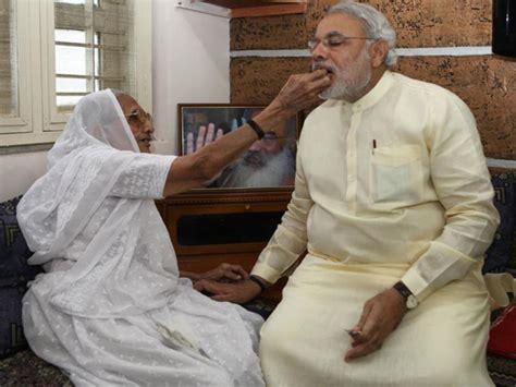 Hiraba Modi Biography વડાપ્રધાન નરેન્દ્ર મોદીના માતા હિરાબાનો જીવન