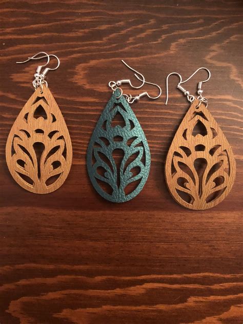 Faux Leather Earrings Cut With A Cricut Machine Silver Jewelry Diy