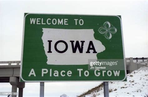 Welcome To Iowa Sign Photos And Premium High Res Pictures Getty Images