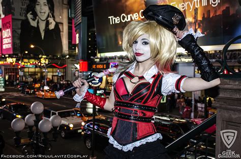 Ryuu Lavitz As Harley Quinn In Times Square The Geek Generation