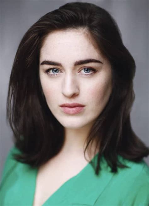 Danielle Galligan Biography Height And Life Story