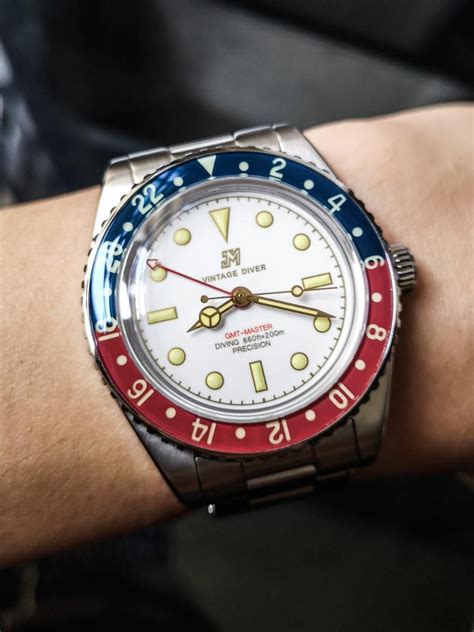 Local time in the city of san martin : San Martin 'Pan Am' GMT, Men's Fashion, Watches on ...