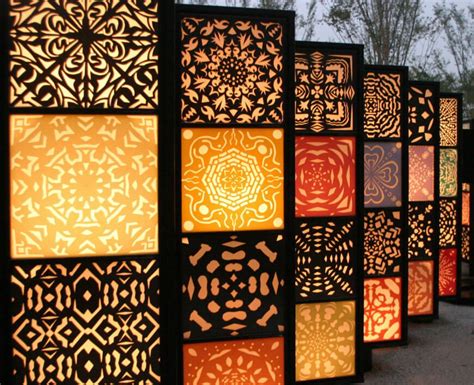 A Design And Some Lighting Can Make Screens Light Up Your Outdoor Space